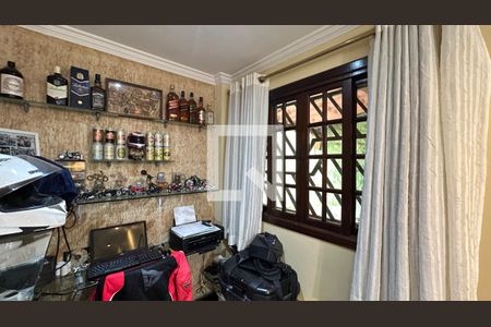 Sala Escritório de casa à venda com 3 quartos, 230m² em Jardim Vila Galvao, Guarulhos