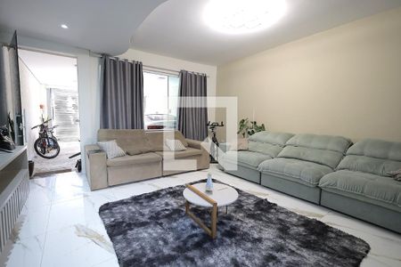 Sala de casa à venda com 4 quartos, 270m² em Jardim Rina, Santo André