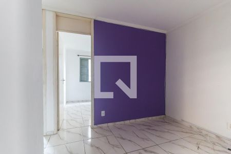 Sala de apartamento para alugar com 2 quartos, 42m² em Vila Perracini, Poá