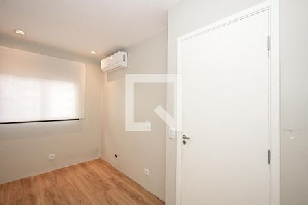 Quarto 1 de casa de condomínio para alugar com 2 quartos, 107m² em Real Parque, São Paulo