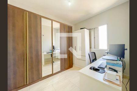 Quarto 2 de apartamento à venda com 2 quartos, 50m² em Bussocaba, Osasco