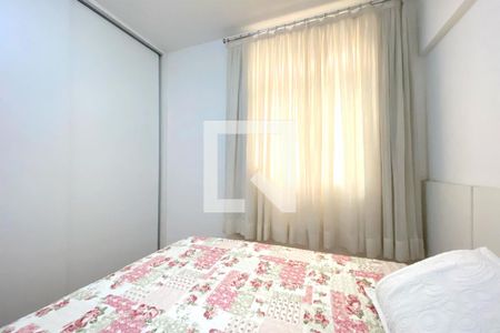 Quarto 2 de apartamento à venda com 3 quartos, 124m² em Santo Antônio, Belo Horizonte