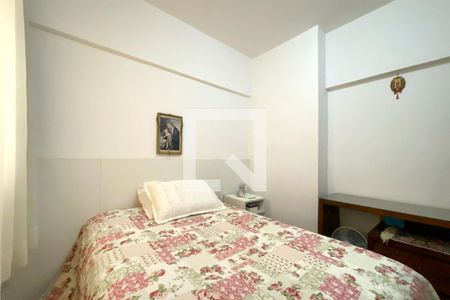 Quarto 2 de apartamento à venda com 3 quartos, 124m² em Santo Antônio, Belo Horizonte