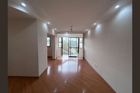 Sala de estar  de apartamento para alugar com 2 quartos, 77m² em Vila Campo Grande, São Paulo