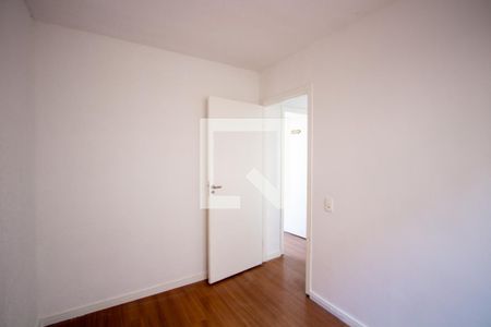 Quarto 2 de apartamento para alugar com 2 quartos, 42m² em Trindade, São Gonçalo