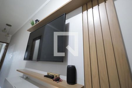 Sala de apartamento à venda com 2 quartos, 56m² em Vila Tibiriçá, Santo André