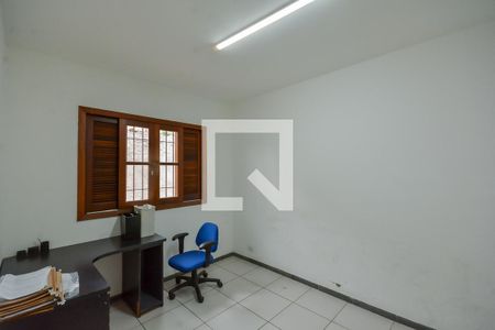 Casa à venda com 3 quartos, 142m² em Jardim Cruzeiro, São Paulo
