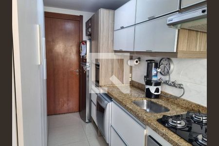 Cozinha de apartamento à venda com 2 quartos, 58m² em Jardim Carvalho, Porto Alegre