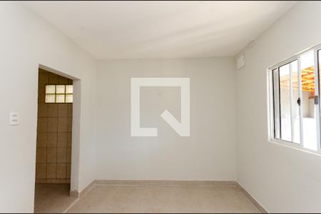 Sala - Casa 1 de casa à venda com 4 quartos, 210m² em Vila Bruna, São Paulo