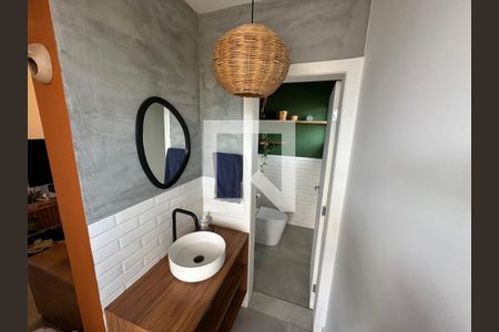 Banheiro de apartamento à venda com 3 quartos, 150m² em Esplanada, Belo Horizonte