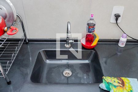 Sala, cozinha e área de serviço de apartamento para alugar com 1 quarto, 26m² em Parque Pan Americano, São Paulo