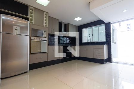 Sala/Cozinha de casa para alugar com 3 quartos, 174m² em Penha de França, São Paulo