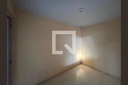 Quarto 1 de casa para alugar com 3 quartos, 100m² em Mathias Velho, Canoas