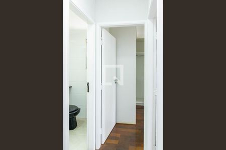 Corredor Sala de apartamento para alugar com 2 quartos, 57m² em Piqueri, São Paulo