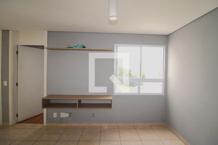 Sala de apartamento para alugar com 2 quartos, 48m² em Estância Jaraguá, São Paulo