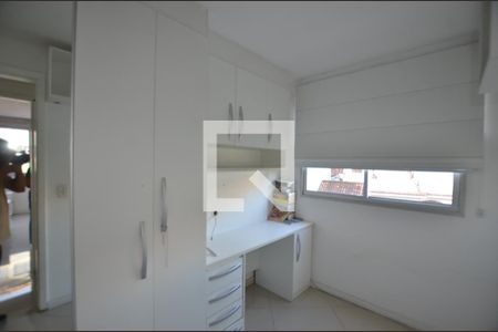 Quarto 1 Suíte de apartamento para alugar com 3 quartos, 86m² em Jardim Sulacap, Rio de Janeiro