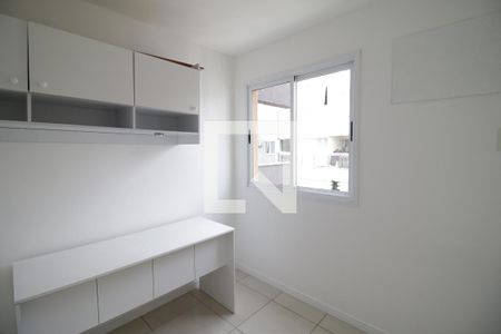 Quarto 1 de apartamento para alugar com 2 quartos, 58m² em Taquara, Rio de Janeiro