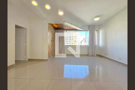 Sala  de apartamento à venda com 3 quartos, 80m² em Savassi, Belo Horizonte