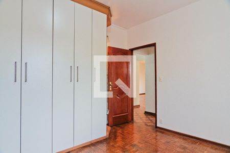 Quarto 1 de casa para alugar com 3 quartos, 300m² em Vila Prado, São Paulo