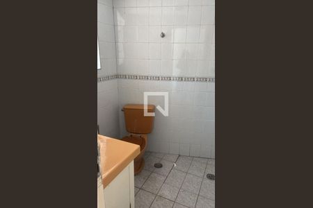 Banheiro 2 de casa para alugar com 2 quartos, 223m² em Vila Prado, São Paulo
