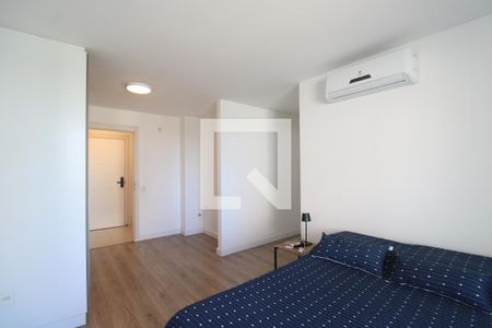 Suíte 1 de apartamento para alugar com 2 quartos, 80m² em Barra Olímpica, Rio de Janeiro