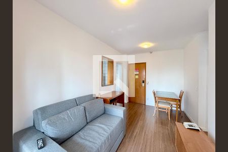 Sala  de apartamento à venda com 2 quartos, 44m² em Cidade Monções, São Paulo
