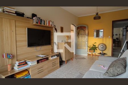 Casa à venda com 3 quartos, 130m² em Parque Maria Domitila, São Paulo