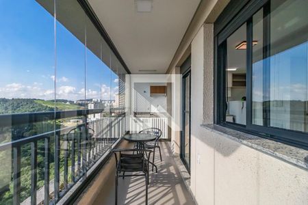 Sala/Quarto de apartamento para alugar com 1 quarto, 47m² em Empresarial 18 do Forte, Barueri