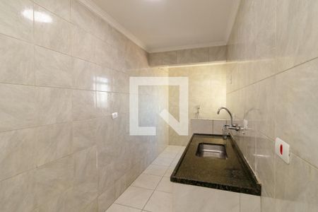 Cozinha e Área de Serviço de apartamento para alugar com 2 quartos, 49m² em Conjunto Habitacional Jova Rural, São Paulo