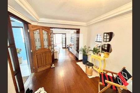 Sala de casa à venda com 3 quartos, 250m² em Jardim São Paulo, São Paulo
