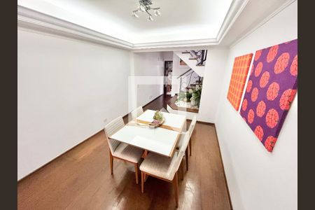Sala de casa à venda com 3 quartos, 250m² em Jardim São Paulo, São Paulo