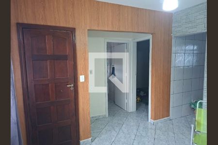 Cozinha de casa de condomínio para alugar com 1 quarto, 65m² em Vila Tupi, Praia Grande