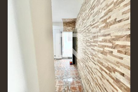 Corredor de casa para alugar com 1 quarto, 50m² em Vila Bandeirantes, São Paulo