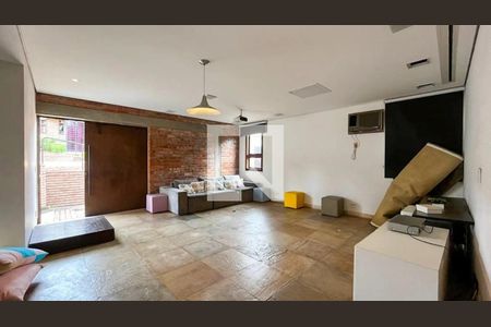 Casa à venda com 5 quartos, 650m² em Pampulha, Belo Horizonte