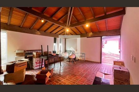 Casa à venda com 5 quartos, 650m² em Pampulha, Belo Horizonte
