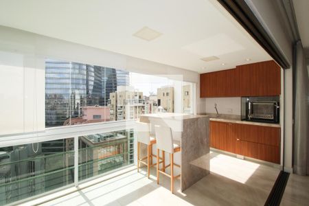 Varanda de apartamento à venda com 3 quartos, 112m² em Vila Olímpia, São Paulo