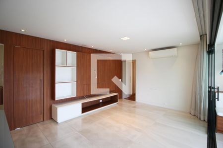 Sala de apartamento à venda com 3 quartos, 112m² em Vila Olímpia, São Paulo