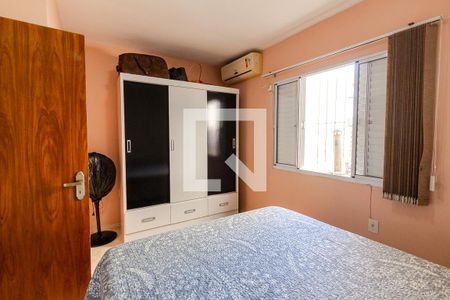 Quarto 1 de casa de condomínio à venda com 2 quartos, 128m² em Ipanema, Porto Alegre
