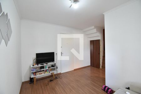 Sala de apartamento para alugar com 1 quarto, 44m² em Cristo Rei, Curitiba