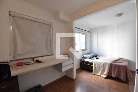 Quarto de apartamento para alugar com 1 quarto, 44m² em Cristo Rei, Curitiba