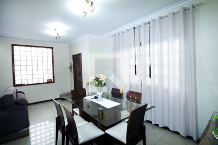 Sala de Jantar de casa à venda com 2 quartos, 204m² em Penha Circular, Rio de Janeiro