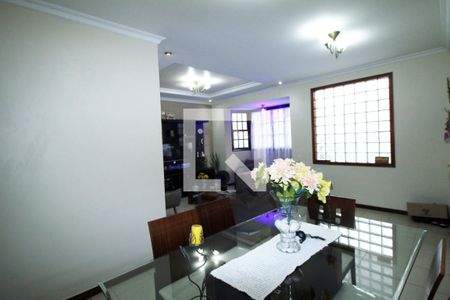 Sala de Jantar de casa à venda com 2 quartos, 204m² em Penha Circular, Rio de Janeiro