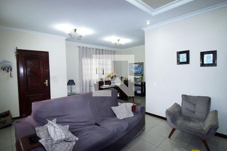 Sala de casa à venda com 2 quartos, 204m² em Penha Circular, Rio de Janeiro