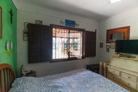 Quarto  de casa à venda com 3 quartos, 360m² em Maravista, Niterói