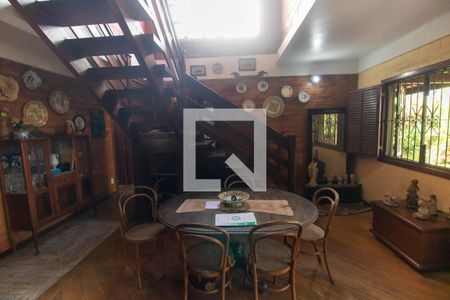Sala de casa à venda com 3 quartos, 360m² em Maravista, Niterói