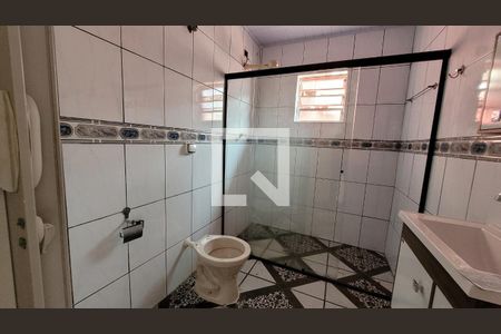 Banheiro de casa para alugar com 1 quarto, 38m² em Vila Virginia, Itaquaquecetuba