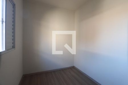 Quarto 2 de casa para alugar com 3 quartos, 130m² em Vila Santa Clara, São Paulo