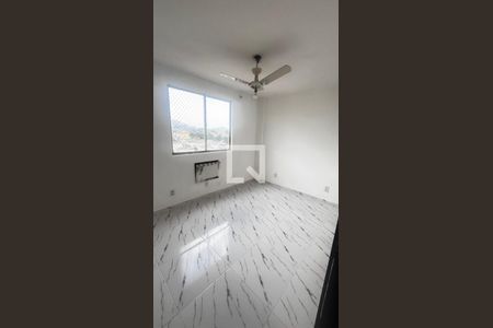 Quarto de apartamento para alugar com 2 quartos, 52m² em Realengo, Rio de Janeiro