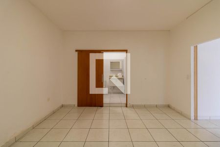Suíte de casa para alugar com 2 quartos, 250m² em Vila das Palmeiras, Guarulhos