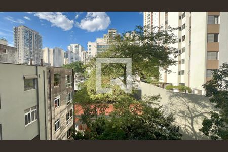 Varanda de kitnet/studio para alugar com 1 quarto, 27m² em Pinheiros, São Paulo